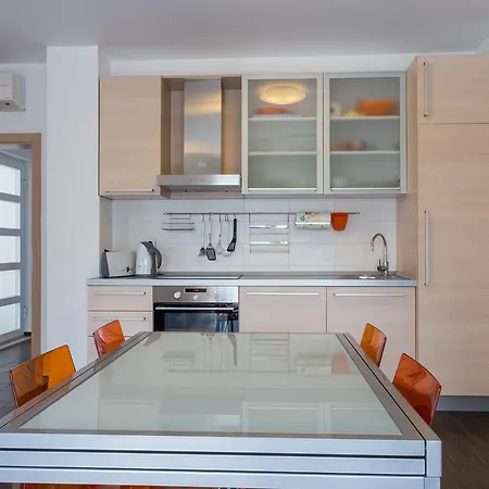Alba Apartment *